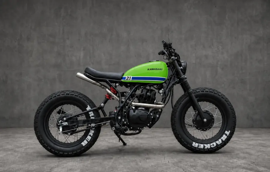 Moto tracker Zero Customs com pintura Kawasaki