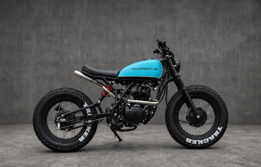 Moto tracker Zero Customs com pintura Porsche